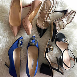 Zapato de tacón alto de moda, tacón de aguja: Zapato de salón,  Atuendos Con Botas,  tacones altos para niñas  