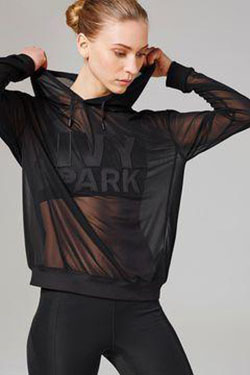 Ideas de ropa para el gimnasio: sudadera con capucha de malla transparente de Ivy Park: Capucha negra,  Sudadera  