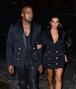 Kim Kardashian y Kanye West ¡Ambos se ven increíbles con atuendos negros a juego!: 