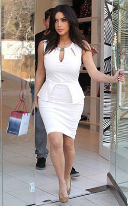 Los atuendos más elegantes de Kim Kardashian. Ideas de atuendos para vestidos de fiesta de Kim Kardashian: vestido de noche  