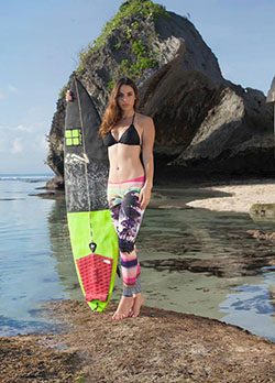 Las mejores ideas de atuendos para chicas surfistas - Moda para chicas surfistas: 