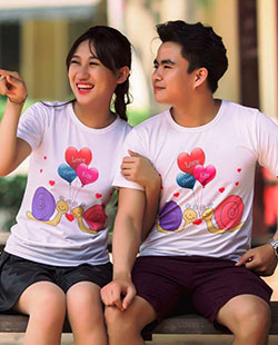 Lindas camisetas de pareja a juego para novio y novia - Soul Mate: Trajes de pareja a juego  