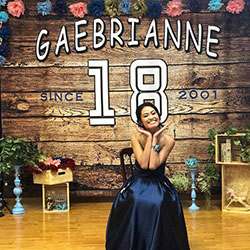 El #debutante hoy 3-23-2019 @ Gaebrianne #18thbirthday #event #photography #vi...: trajes de fiesta  