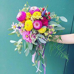 Ideas de flores para novia: flor para aniversario de bodas,  Ideas de decoración de flores,  ramo de flores rosa  