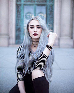 Moda grunge, subcultura gótica: Punk rock,  moda gótica,  conjuntos de vestido gótico,  Grunge suave,  Pelo azul  