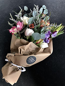 Ramo De Flores De Papel: Ramo De Flores Tumblr,  Ramo Para Aniversario,  ramo de flores arte  