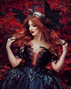 Morticia Addams, subcultura gótica - fairytas, fotografía, vestuario, vestimenta: moda gótica,  conjuntos de vestido gótico  
