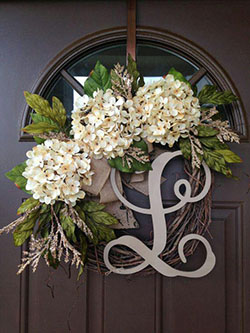 Corona exterior, decoración navideña, día de Navidad: día de Navidad,  Decoración navideña,  Ramo de flores,  Diseño floral,  colgador de puerta  