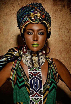 Estampas de cera africana. Grupo étnico de chicas negras, moda islámica: 