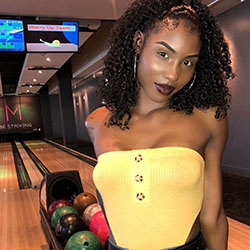 Bolos Black Girl Ten-pin: Pelo largo,  lindas chicas negras  