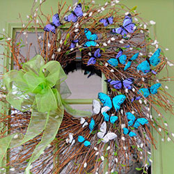 Coronas navideÃ±as con mariposas: día de Navidad,  árbol de Navidad,  Decoración navideña,  Diseño floral  