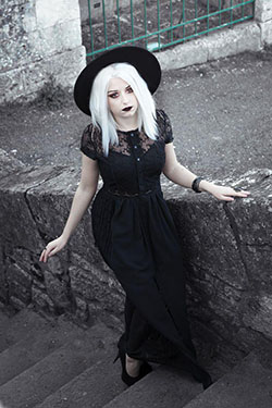 Moda gótica, subcultura gótica - ropa, modelo, bruja, dama: moda gótica,  conjuntos de vestido gótico  