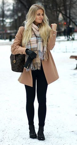 ropa de invierno mujer: trajes de invierno,  Bota por encima de la rodilla,  abrigo polo  