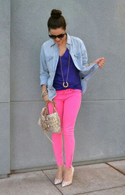 Lindos outfits con jeans rosas: Pantalones ajustados,  Moda vaquera,  Huella animal,  vaqueros rosas,  Pantalón rosa  
