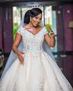 vestidos de novia sirena 2019: Vestido de novia,  traje de talla grande,  tela transparente,  vestido largo,  vestido de novia africano  