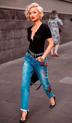 Jeans look, Moda callejera, Camisa de vestir: Pantalones ajustados,  camisas,  Vaqueros de mamá  