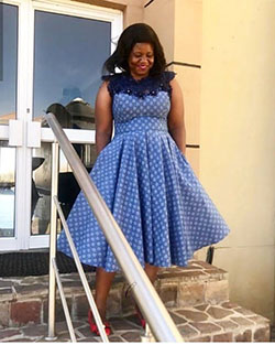 Shweshwe dresses 2019, Lunares, Vestido de coctel: vestidos de coctel,  Ideas de vestidos shweshwe  