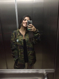 Look militar para chicas, lo amamos: Ideas de atuendos militares,  Club Mónaco  
