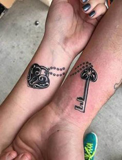 Vea estos increíbles diseños de tatuajes para parejas, paquete de aplicación de Android: 