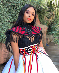Vestidos tradicionales de boda sudafricanos tradicionales 2019: vestidos africanos,  Vestidos Shweshwe,  traje folklórico,  Sudáfrica,  vestido de ceremonia  