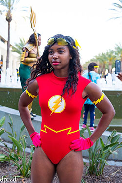 Convención de cómics, Cosplay Flash: disfraz de Halloween  