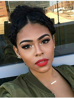 Mejor maquillaje de ojos con lápiz labial rojo 2019: Cabello con textura afro,  Ideas para teñir el cabello,  Sombra,  maquillaje de niña africana  