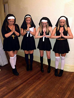 Disfraces de halloween para chicas universitarias: disfraz de Halloween,  trajes de fiesta,  Disfraz de monja  