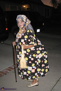 Disfraces de Halloween para mujeres mayores.: disfraz de Halloween  