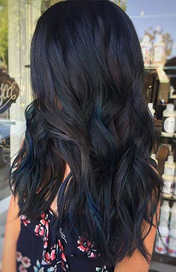 Mechas azules en cabello negro: Pelo largo,  Ideas de peinado,  Pelo castaño,  Resaltado del cabello,  Pelo azul,  Ideas para teñir el cabello  