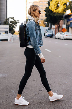 Estos son un conjunto de leggings bonitos y excepcionales, ropa informal.: chaqueta de jean,  polainas negras  
