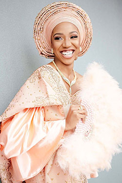 Ideas escalofriantes modelo de moda, Aso ebi: vestidos africanos,  camarones asos,  Sesión de fotos,  vestidos nigerianos  