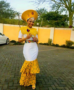 Roora Outfits, estampados de cera africana, vestido de novia: Vestido de novia,  vestidos africanos,  Vestidos Roora  