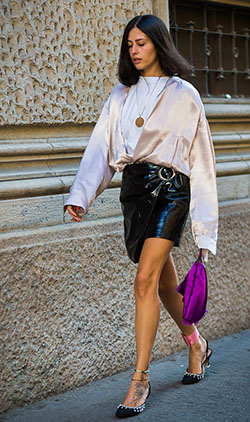 Estudia más sobre gilda ambrosio, Semana de la Moda de París: Falda de tubo,  Semana de la Moda,  trajes de cena,  Estilo callejero  