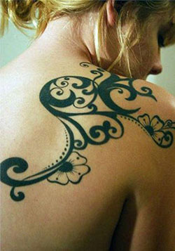 Diseños de tatuajes tribales en el hombro para mujeres.: Ideas de tatuajes  