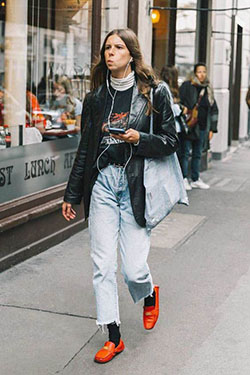Dad jeans outfit mujer, Ropa casual: Estilo callejero,  Atuendos Informales,  Ideas de ropa de calle,  Vaqueros recortados  