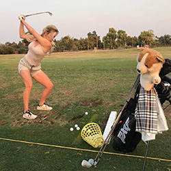 Ideas de atuendos para chicas altas golfista se sexy, Callaway Golf Company: Paige Spiranac  