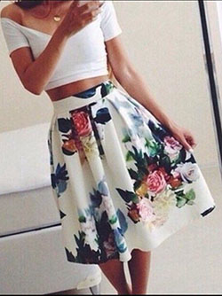 ¿Quieres probar la falda de flores, Oh My Gauze?: top corto,  Falda de patinadora,  Trajes De Falda,  Diseño floral  