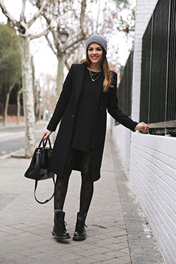 Great ideas for 2019 outfit dr martens, Little black dress: trajes de invierno,  Estilo callejero,  Trajes Funerarios  