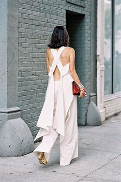 Simple Bare Back Outfits, Street fashion y Fashion design: Fotografía de moda,  blogger de moda,  Moda minimalista,  Estilo callejero,  vestidos de espalda descubierta  