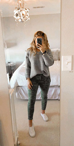 Ropa casual Suéter Y Leggings Trajes Tumblr: cuello polo,  moda grunge,  trajes de invierno,  Accesorio de moda,  Atuendos Informales  