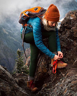 Los mejores atuendos de zapatos de senderismo para el invierno, Habilidades de supervivencia y Equipo de senderismo.: Atuendos Con Botas,  Bota de montaña  