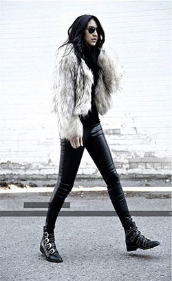 ¿Revisaste estas botas con adornos de Givenchy, bota de motocicleta?: Atuendos Con Botas,  sam edelman,  Traje de abrigo de piel  