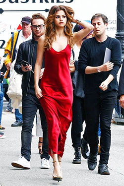 estilo callejero de selena gomez: Kendall Jenner,  Nueva York,  Selena Gomez,  Justin Bieber  
