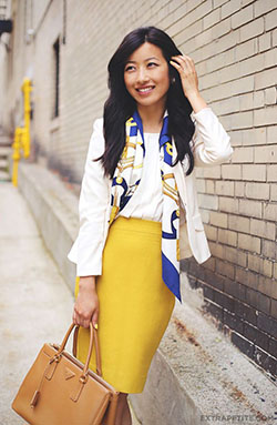 Las 20 mejores ideas para probar el traje de trabajo con bufanda, bufanda HermÃ¨s: ropa informal,  Accesorio de moda,  Zapatos amarillos  