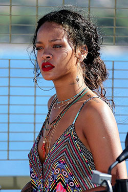 pelos de rihanna: Los mejores looks de Rihanna  