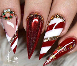 Uñas de color burdeos, uñas de bastón de caramelo, uñas artificiales: día de Navidad,  Esmalte de uñas,  Arte de uñas,  Uñas postizas  