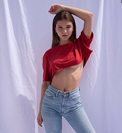 lindas modelos adolescentes: Pelo castaño,  Sesión de fotos,  Modelos calientes de Instagram  