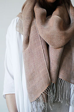 Vestidos con bufandas, Bufanda Chevron Infinity, Accesorio de moda: trajes de invierno,  Accesorio de moda,  Trajes De Bufandas  