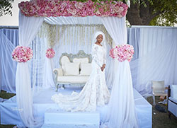 Vestidos nigerianos para novias nigerianas, Servicios de diseño de interiores, The Vow Exchange: Vestido de novia,  Ramo de flores,  Diseño floral,  Recepción de la boda,  vestidos nigerianos  