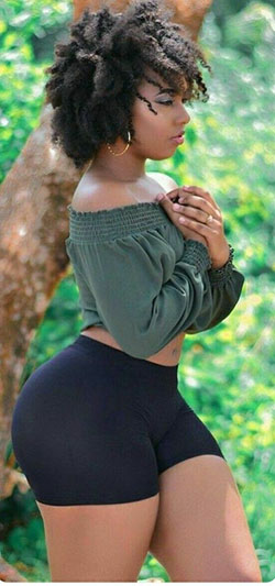 Hermosa chica negra con curvas: Chicas con curvas,  Objetivos del cuerpo  